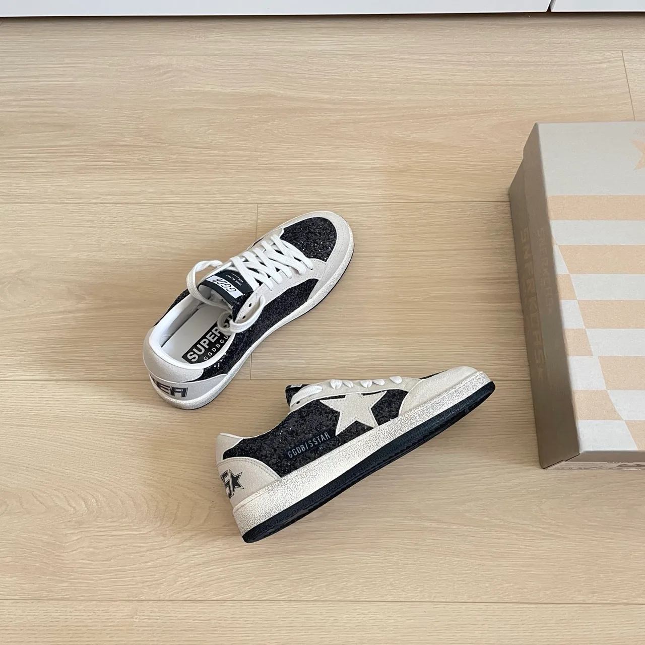 Golden Goose Glitter-Toe Star Sneakers in White · view 6