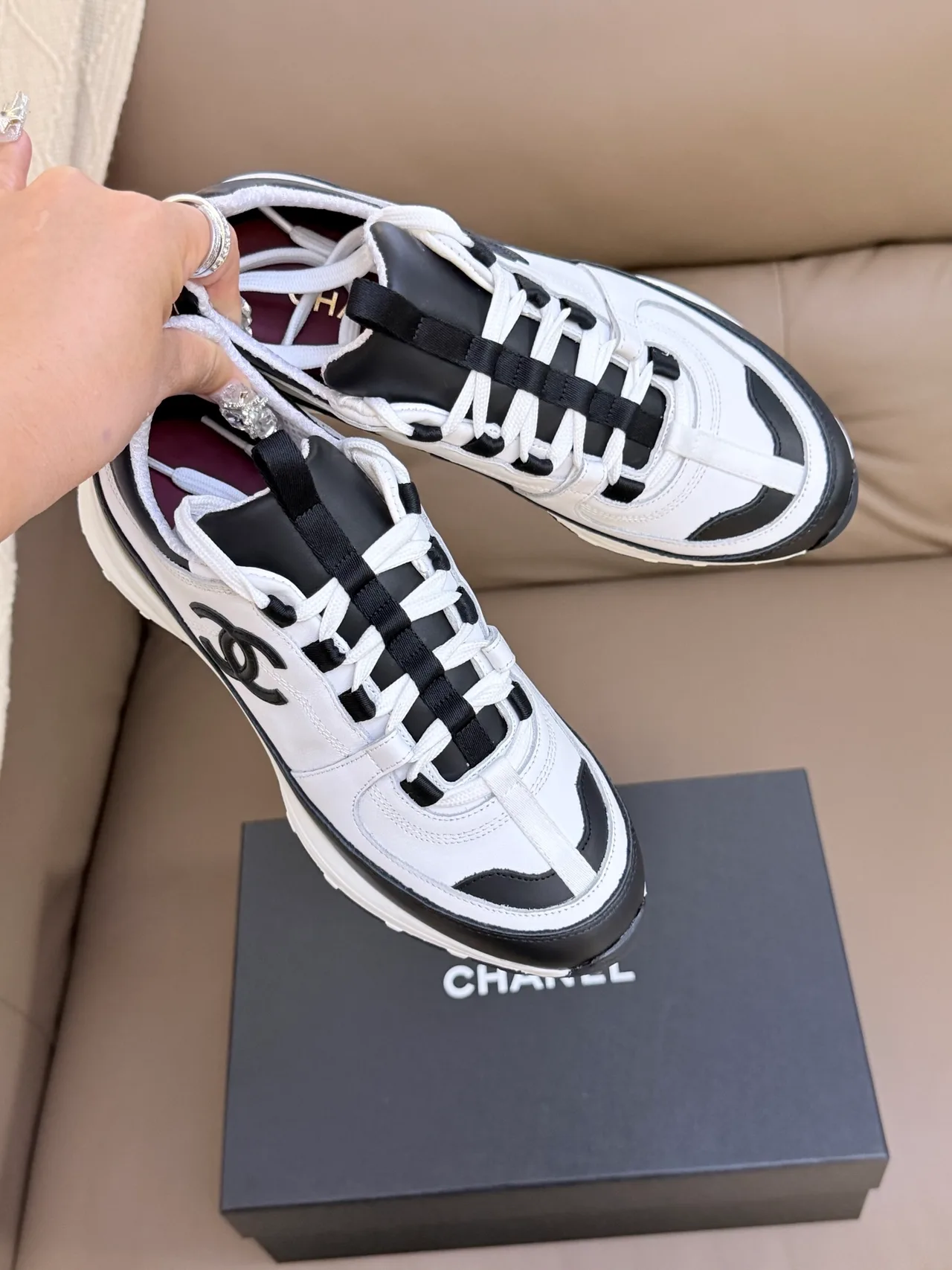 Chanel Cowhide Sheepskin Sneakers in White · view 6