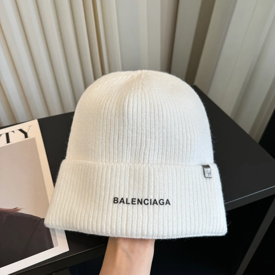 Balenciaga Beanie in White · view 1