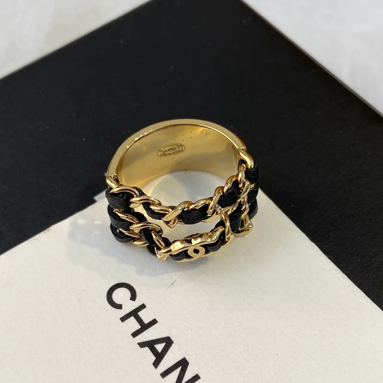 Chanel Sheepskin Woven Glossy Chain Ring in Gold · view 4