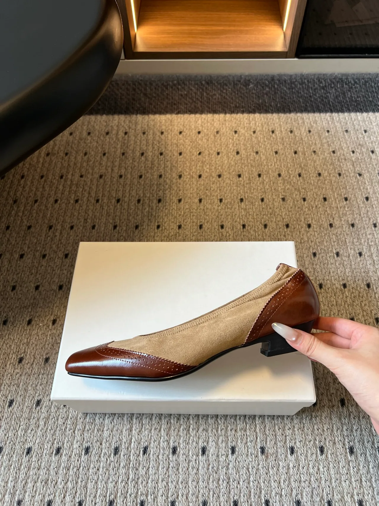 YOEYYOU Square-Toe Two-Tone Slingback Pumps in Brown · view 5