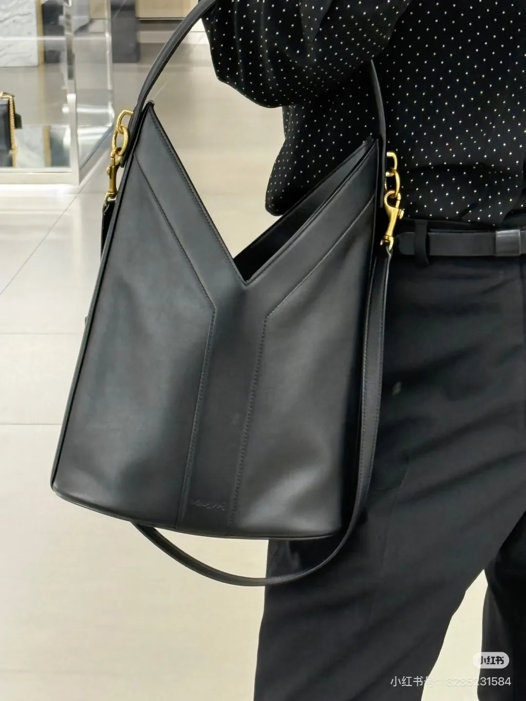 Saint Laurent Y shoulder tote in Brown & Black · view 4