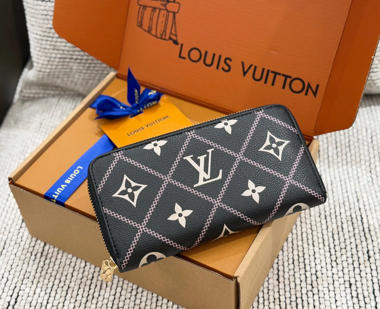 Louis Vuitton Long Wallet in White & Orange & Black & Beige & Brown · view 3