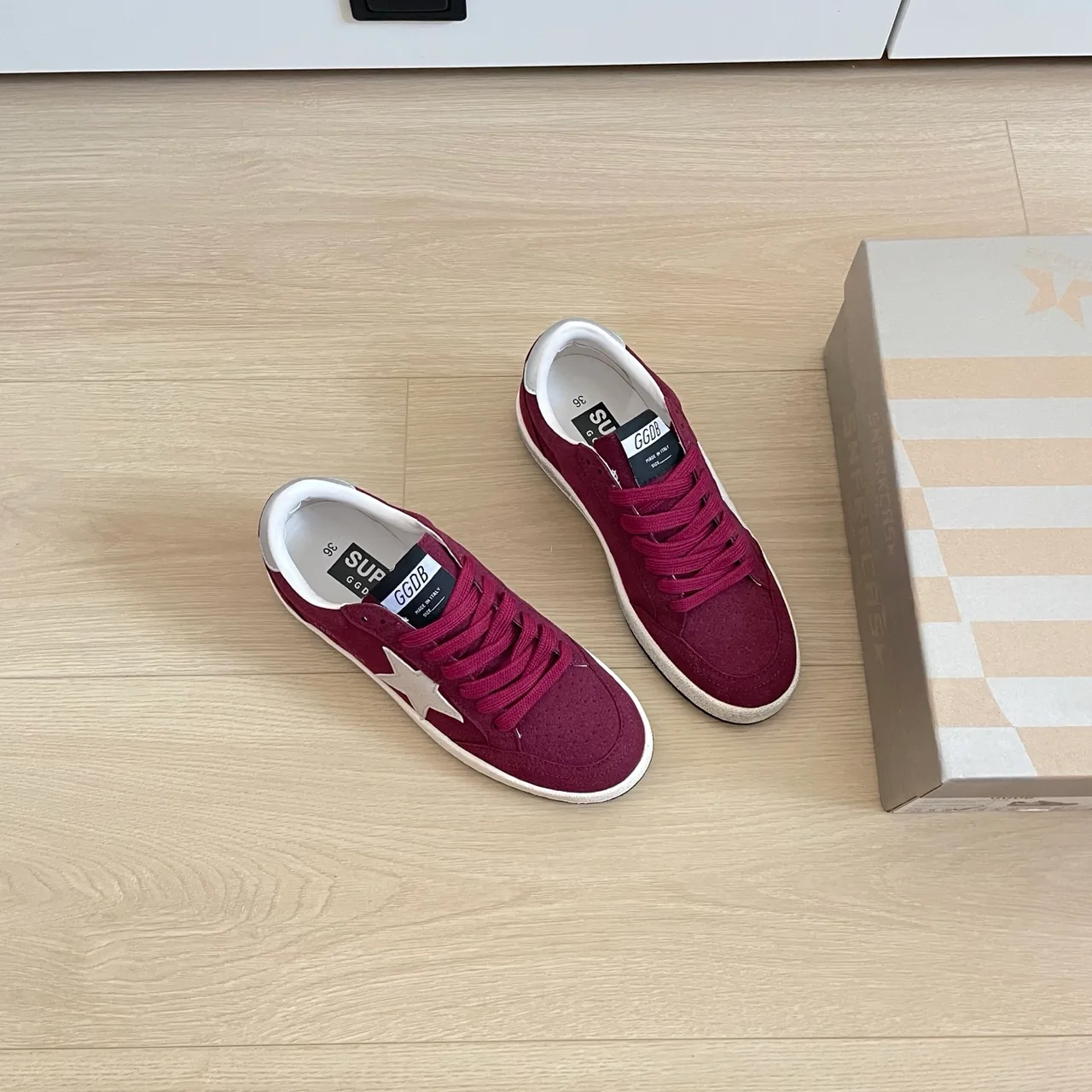 Golden Goose Sneakers in Burgundy · view 4