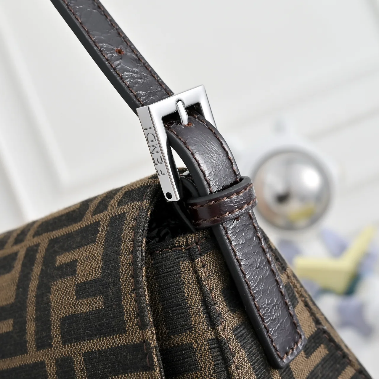 Fendi Baguette Woven Shoulder Bag in Brown · view 5