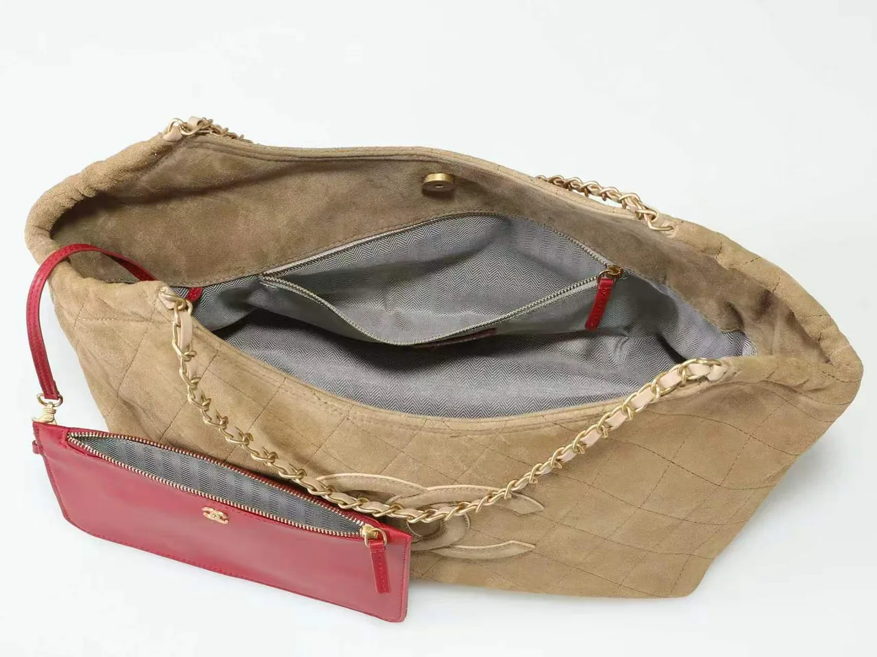 Chanel Quilted Hobo Bag in Tan · view 6