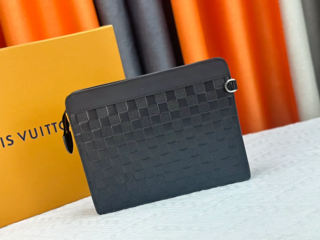 Louis Vuitton Canvas Woven Clutch in Black · view 4