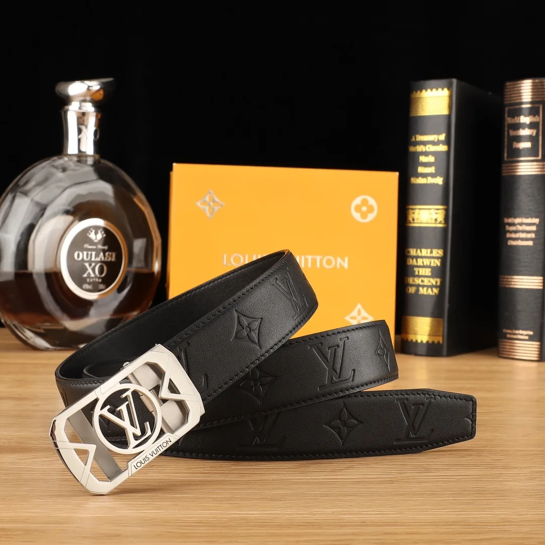 Louis Vuitton Monogram rectangular automatic belt in Black · view 5