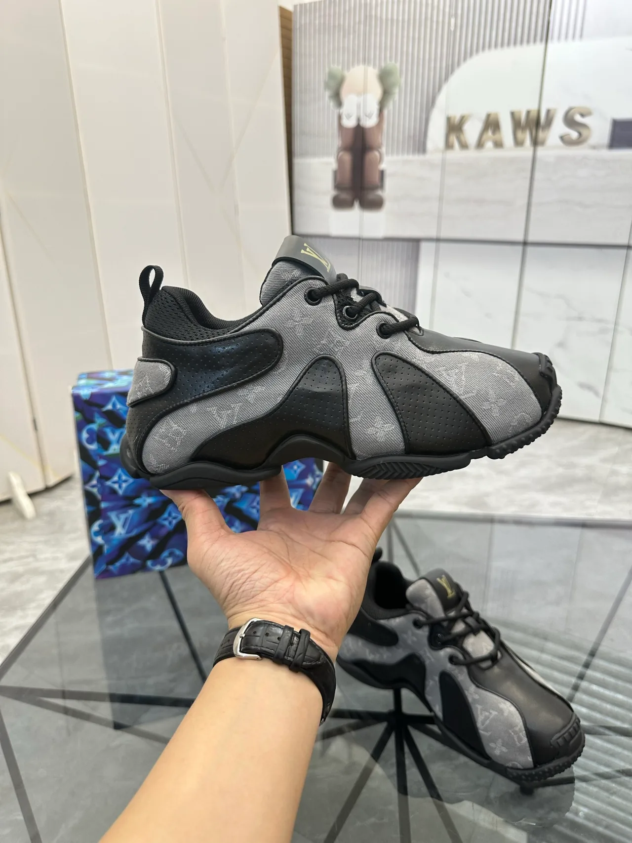 Louis Vuitton Cowhide Smooth Sneakers in Black · view 4
