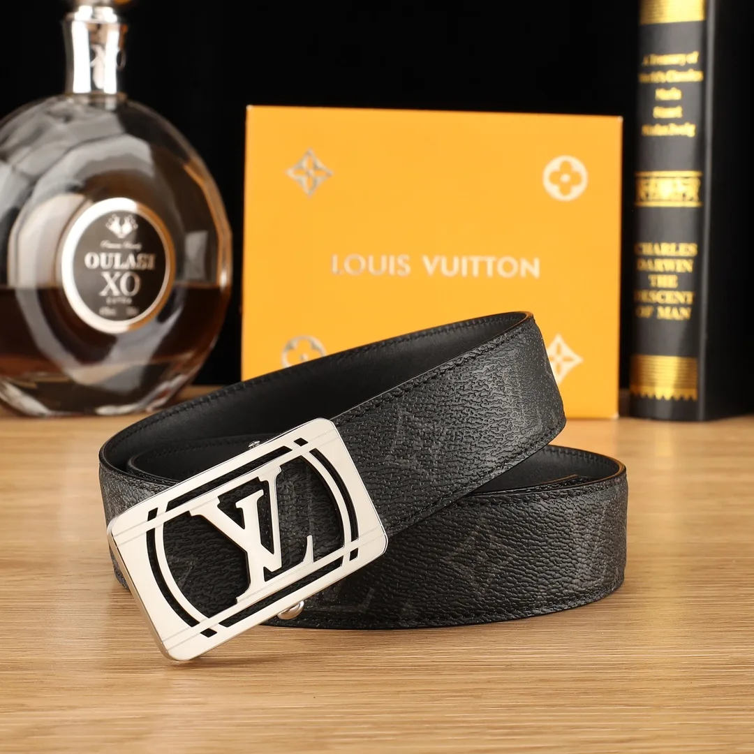 Louis Vuitton LV Buckle Belt in Black · view 2