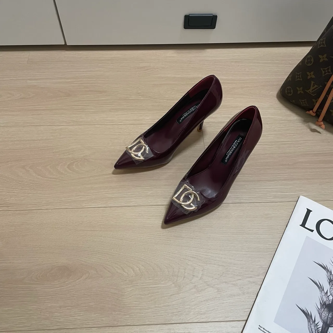 Dolce & Gabbana Sheepskin Patent Leather Pointed Heel Pumps in Burgundy · view 2
