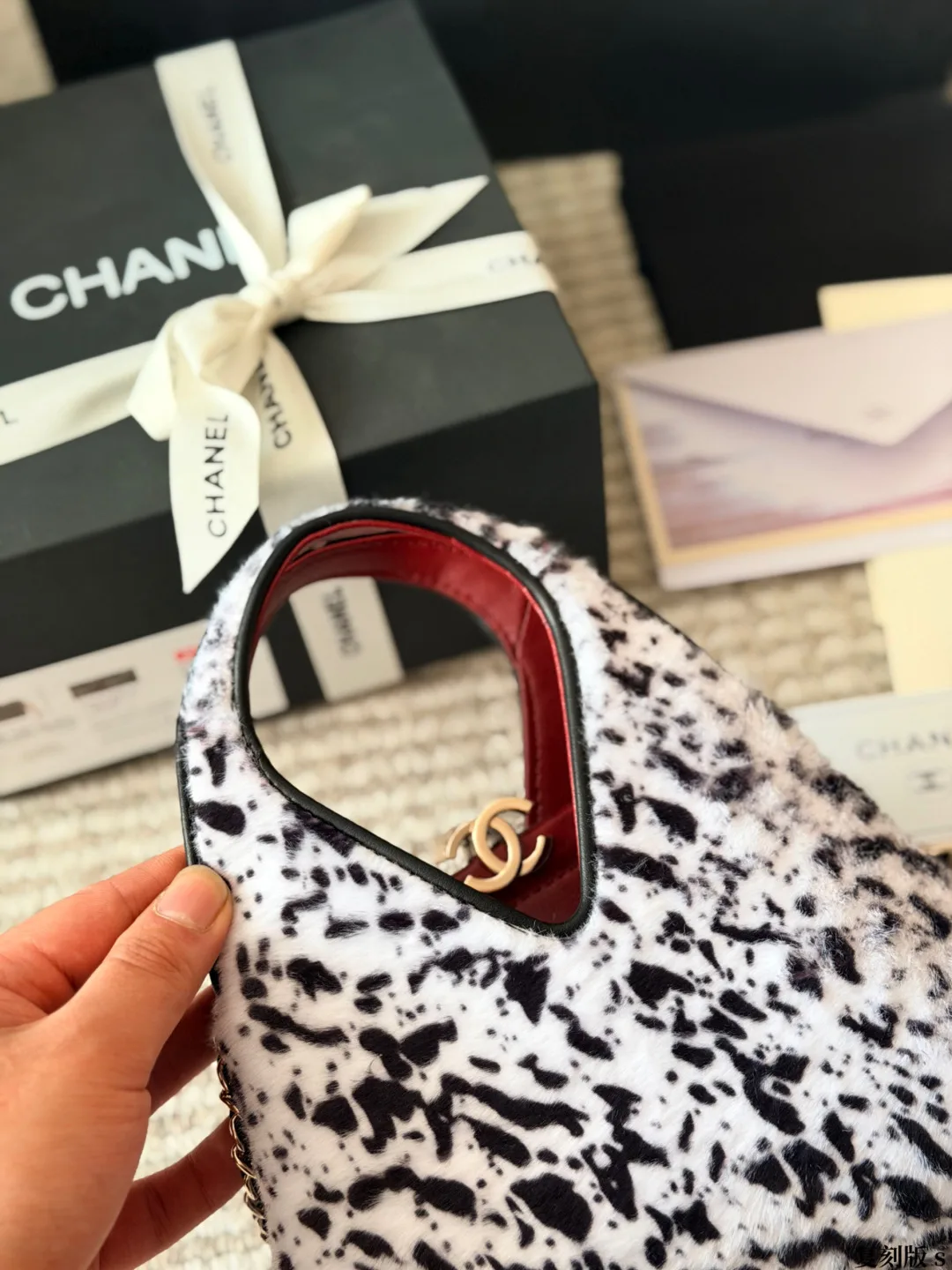 Chanel Calfskin Smooth Crossbody Bag in White · view 5