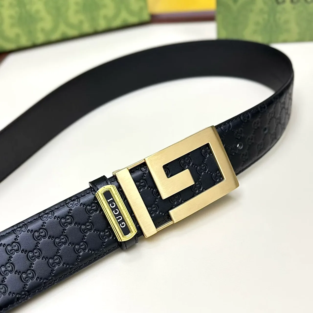Gucci G Buckle Belt in Black · view 6
