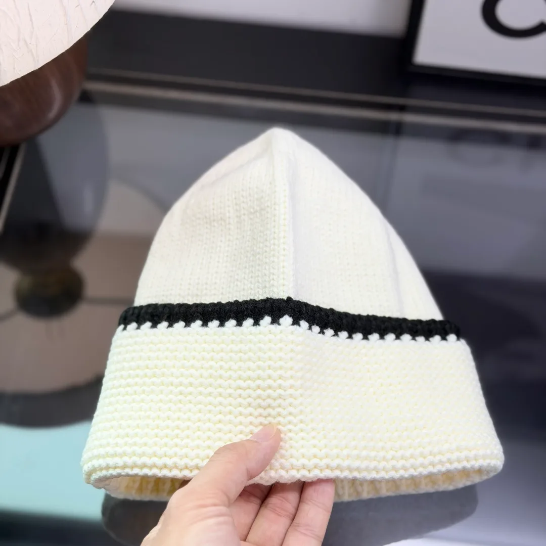 Chanel Striped CC knit beanie in Cream / Black · view 5