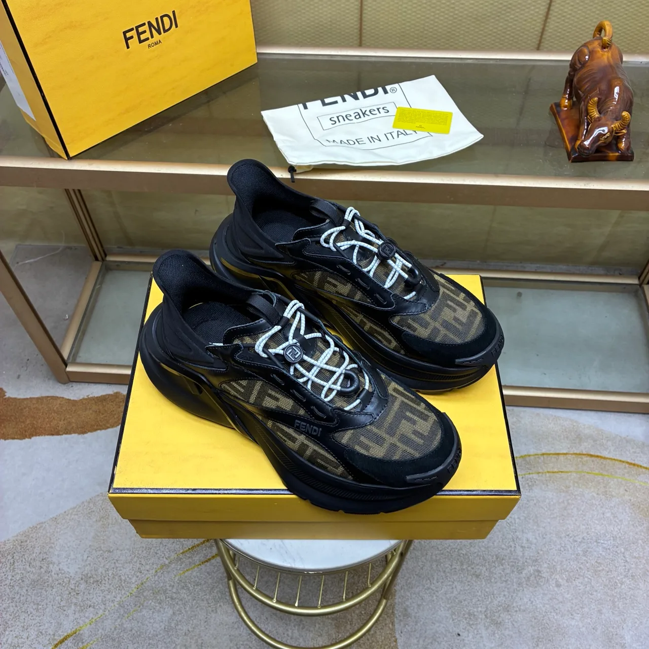 Fendi Sneakers in Black · view 3
