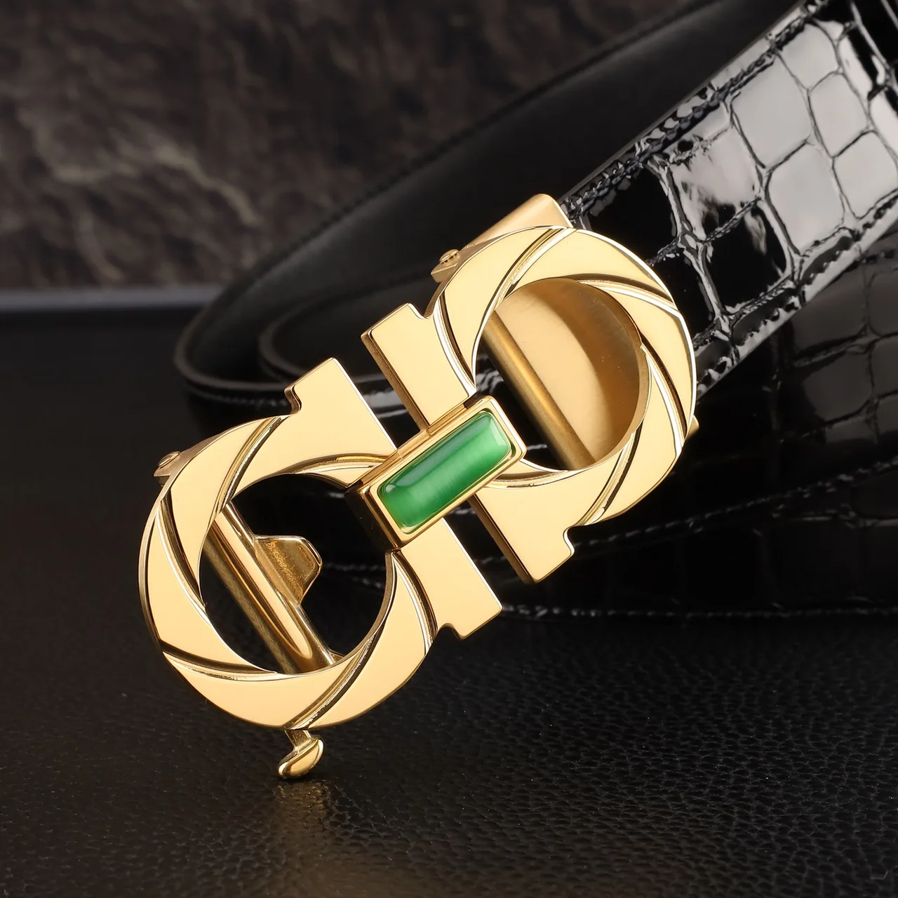 Ferragamo Gancini automatic belt in Black · view 7