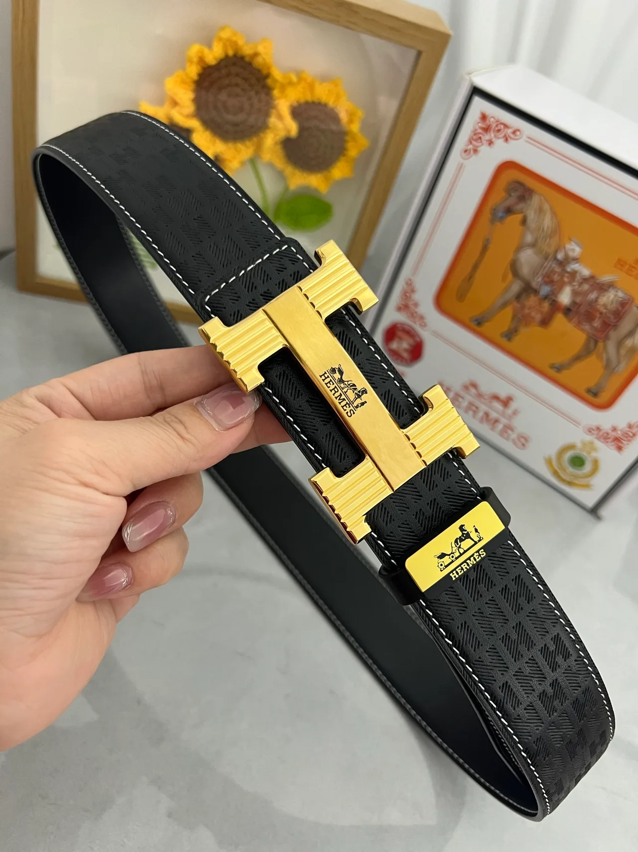 Hermes H Buckle Belt in Black · view 6