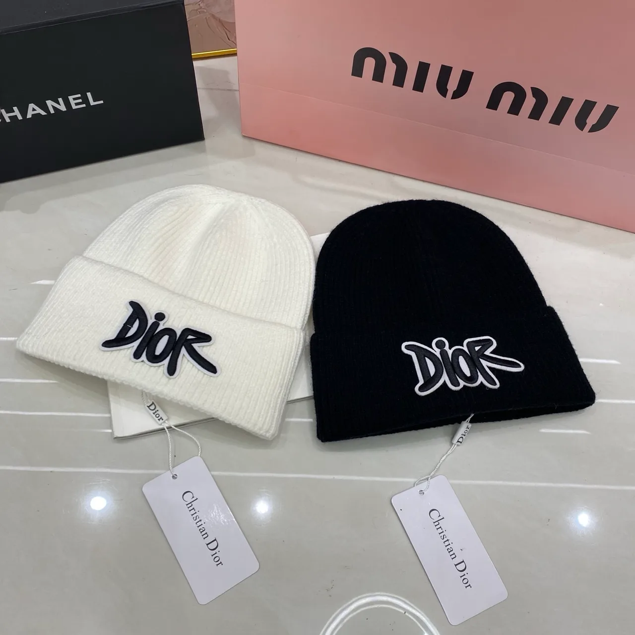 Dior Logo knit beanie in Black & White · view 7