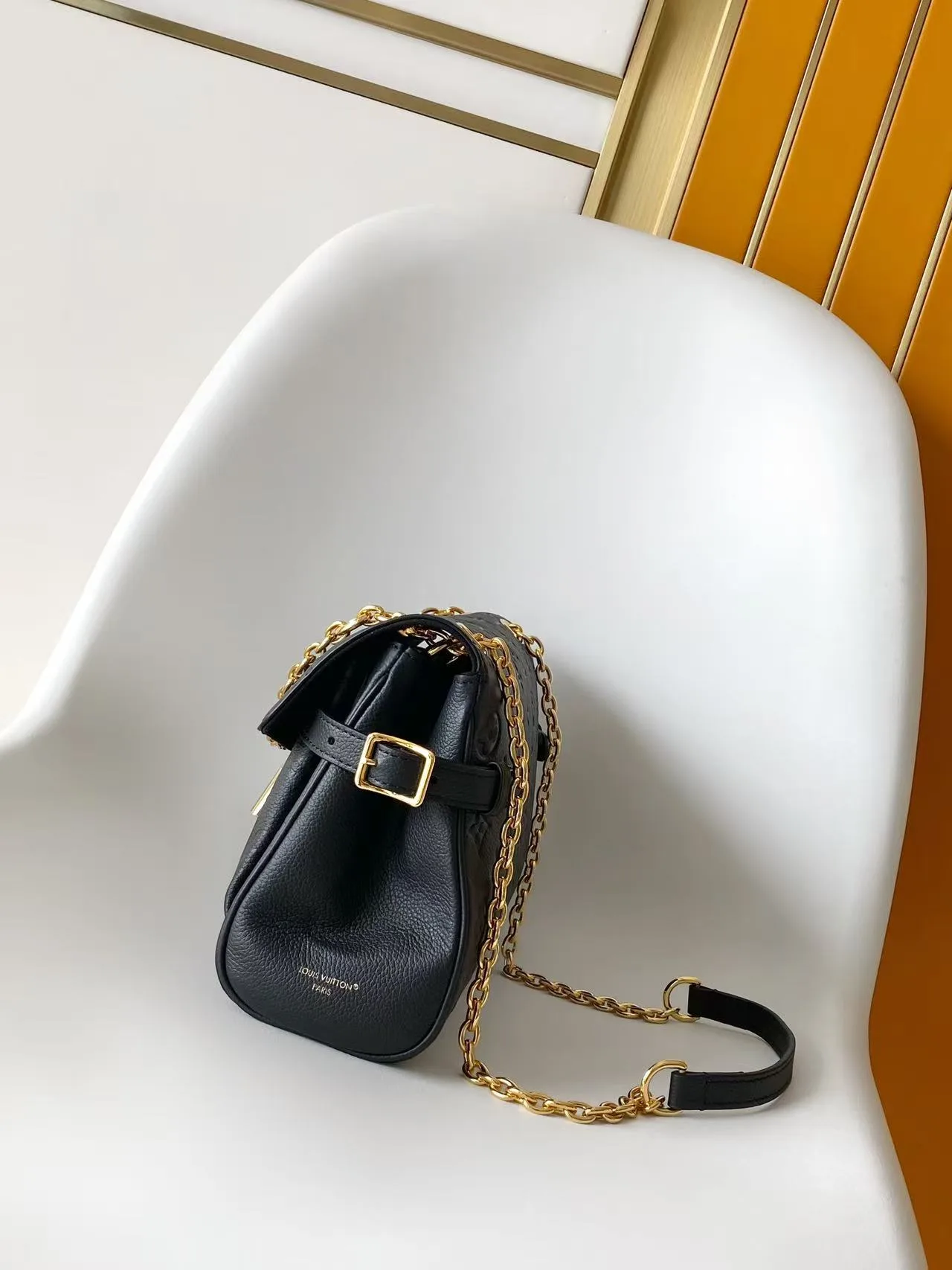 Louis Vuitton Cowhide Anytime Flap Shoulder Bag in Black · view 3