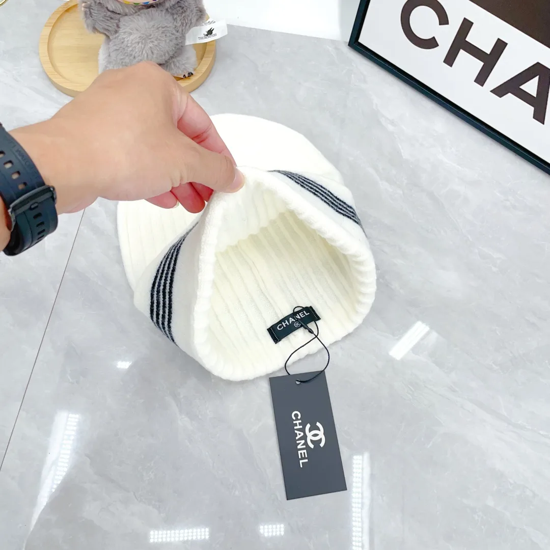 Chanel Beanie in White · view 8
