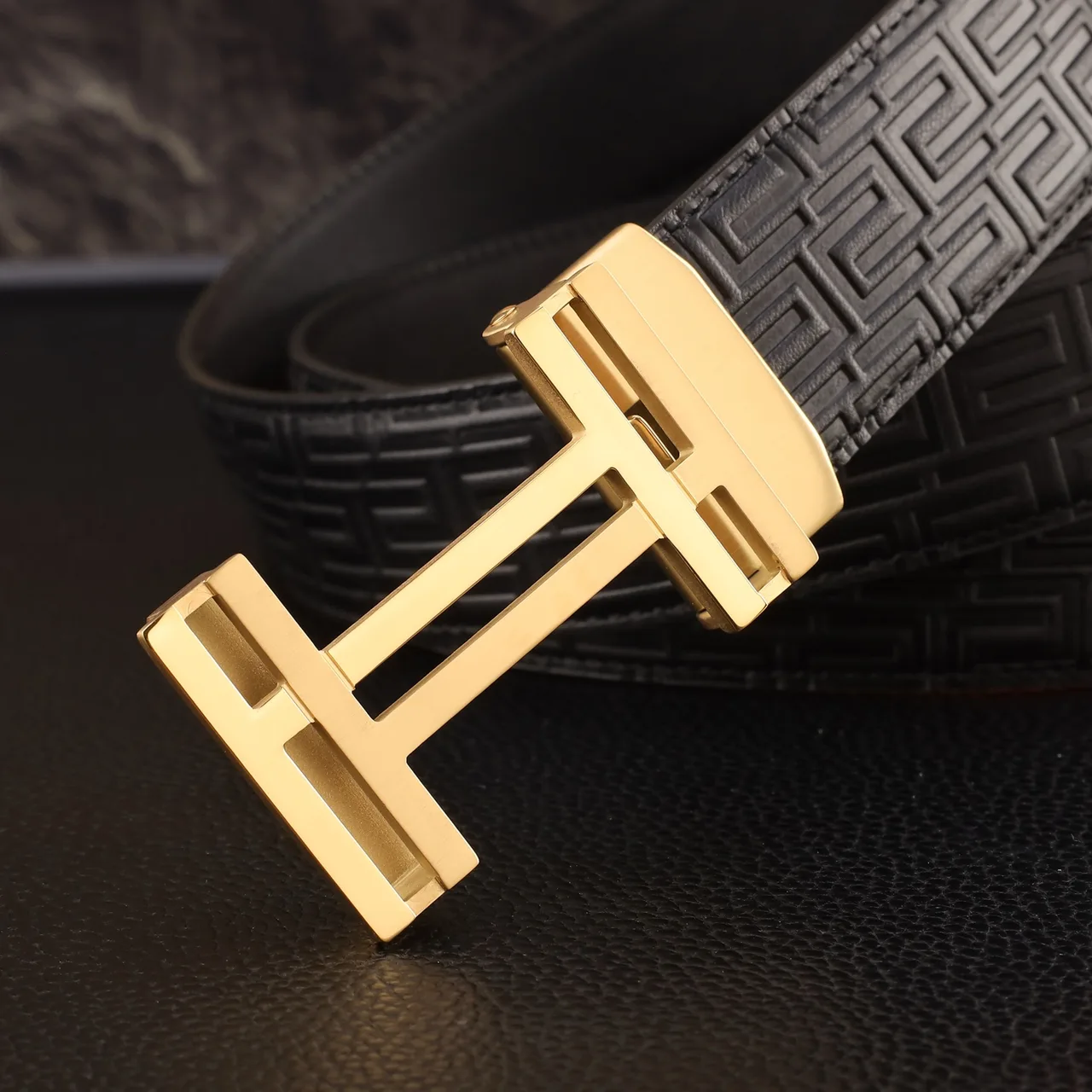 Hermes Geometric H Automatic Belt in Black · view 7
