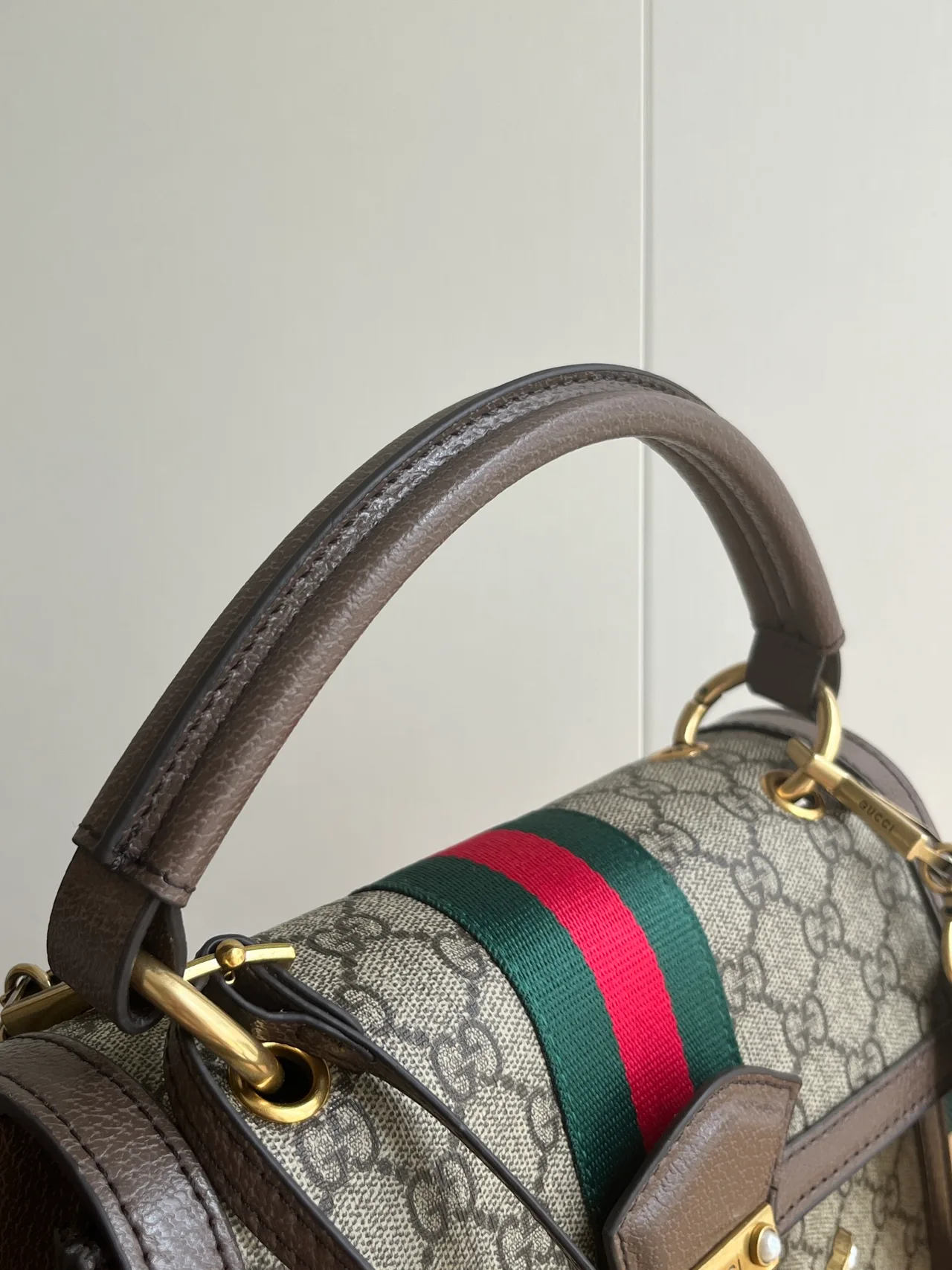 Gucci Striped Handbag in Beige · view 6