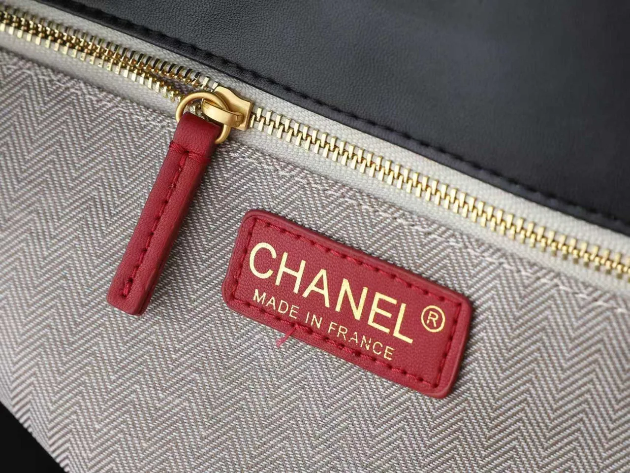 Chanel Quilted Hobo Bag in Black · view 8