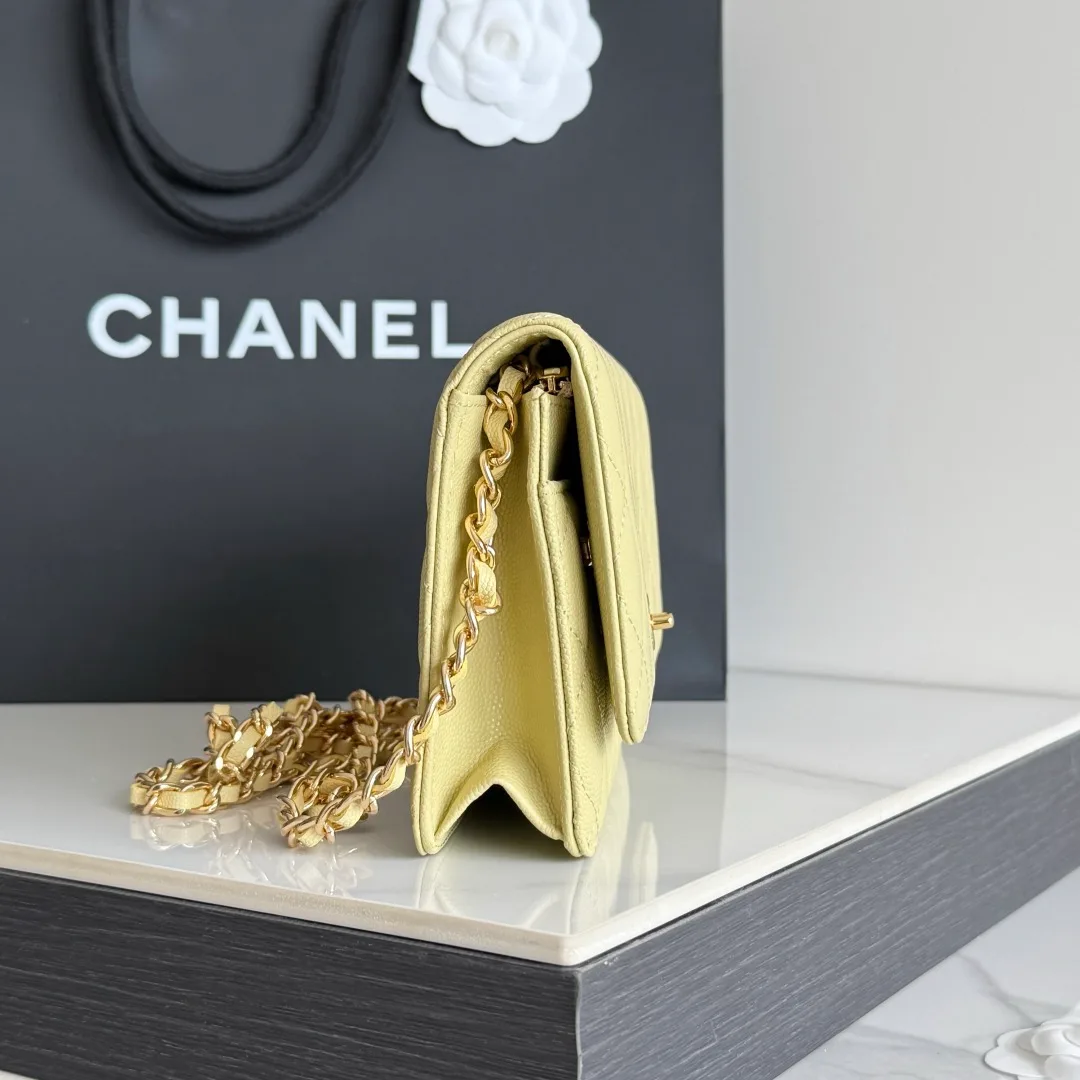 Chanel Calfskin Quilted Clutch in Yellow · view 4