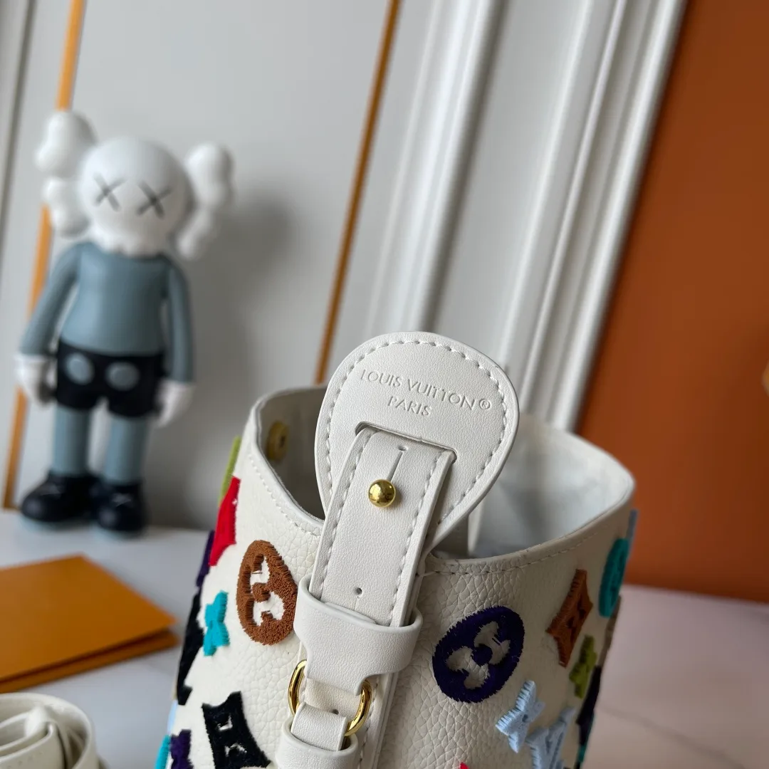 Louis Vuitton Cowhide All In BB Bucket Bag in White · view 8