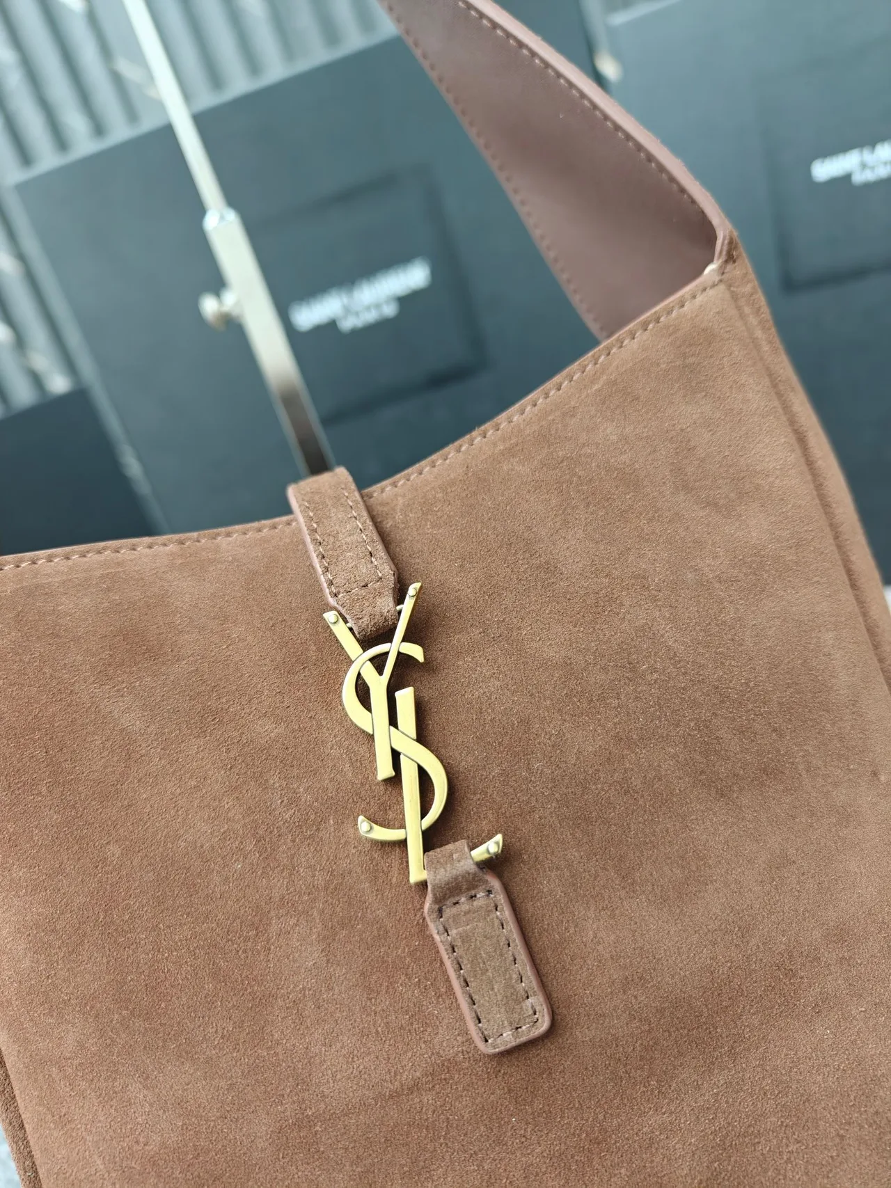 Saint Laurent Hobo Bag in Brown · view 5
