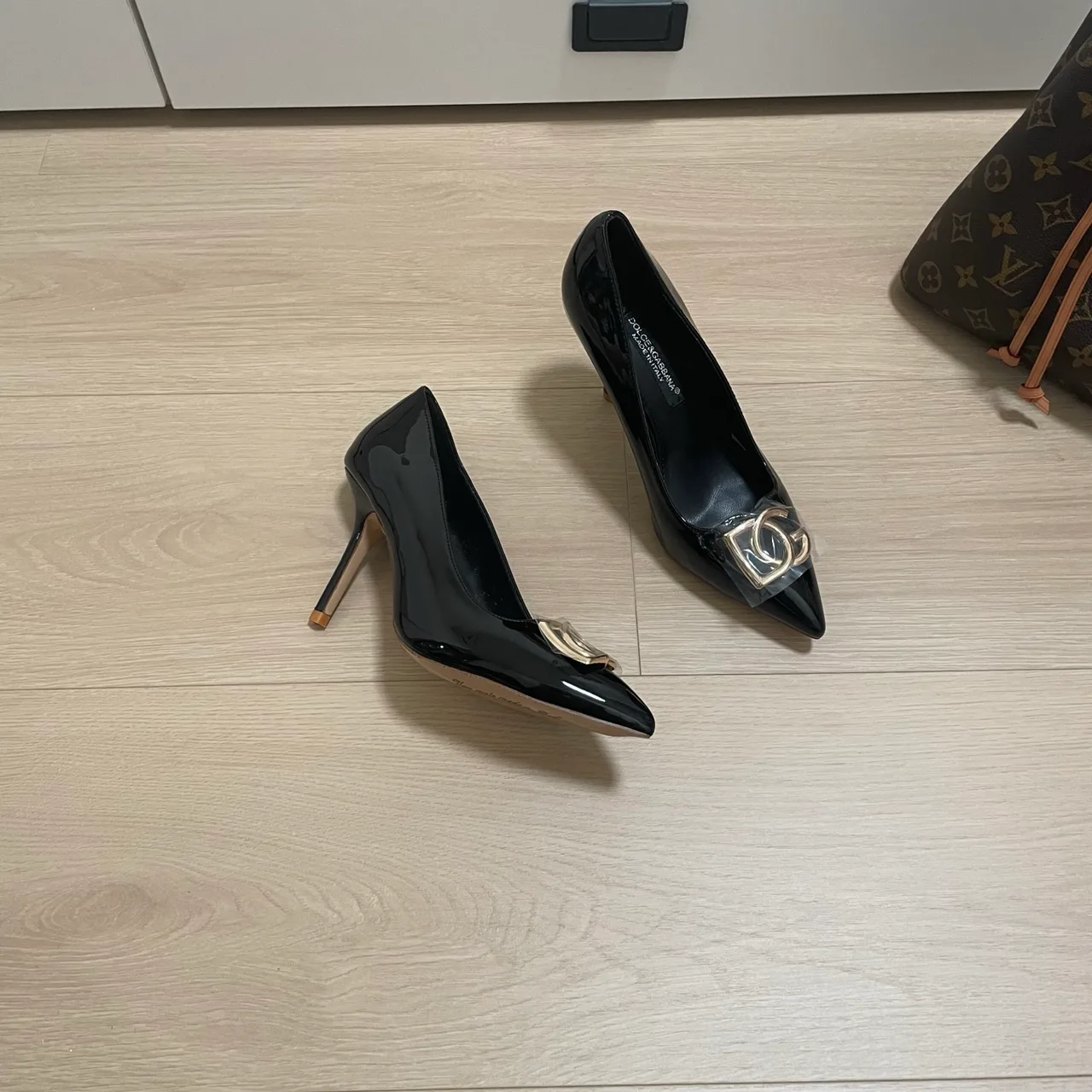 Dolce & Gabbana Sheepskin Patent Leather DG Pointed Heel Pumps in Black · view 5