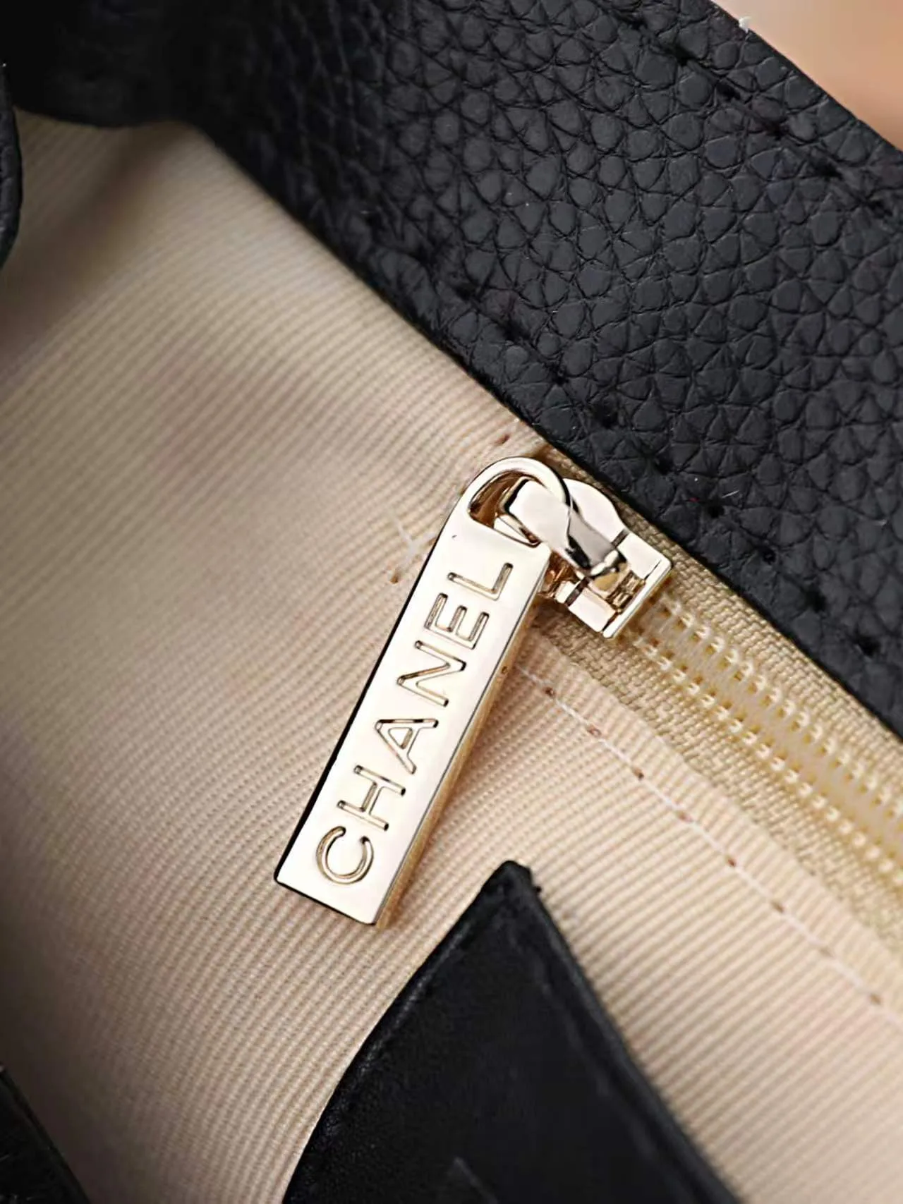 Chanel Quilted Shoulder Bag in Black · view 8