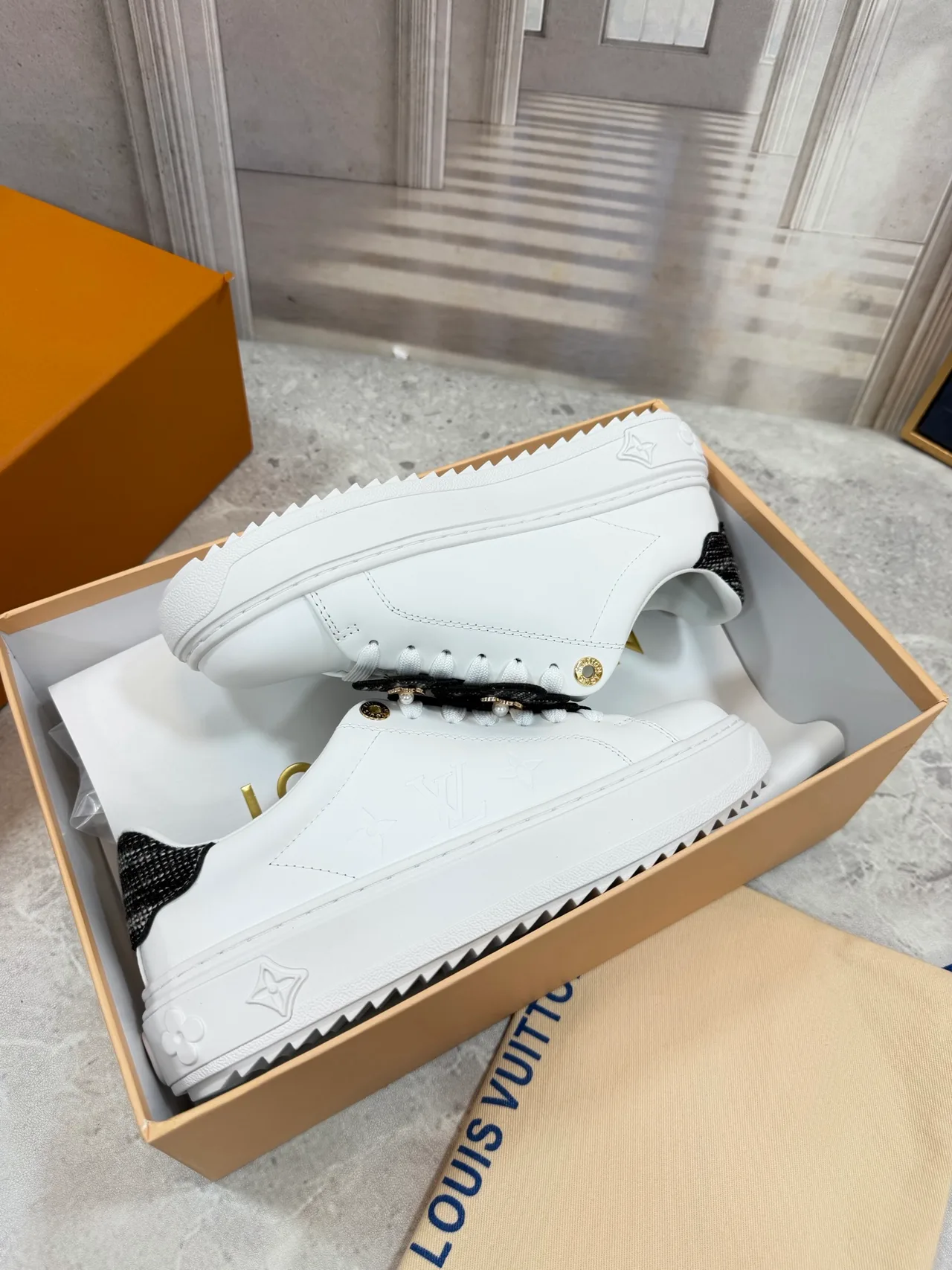 Louis Vuitton Ribbed Flower Detail Sneakers in White · view 6