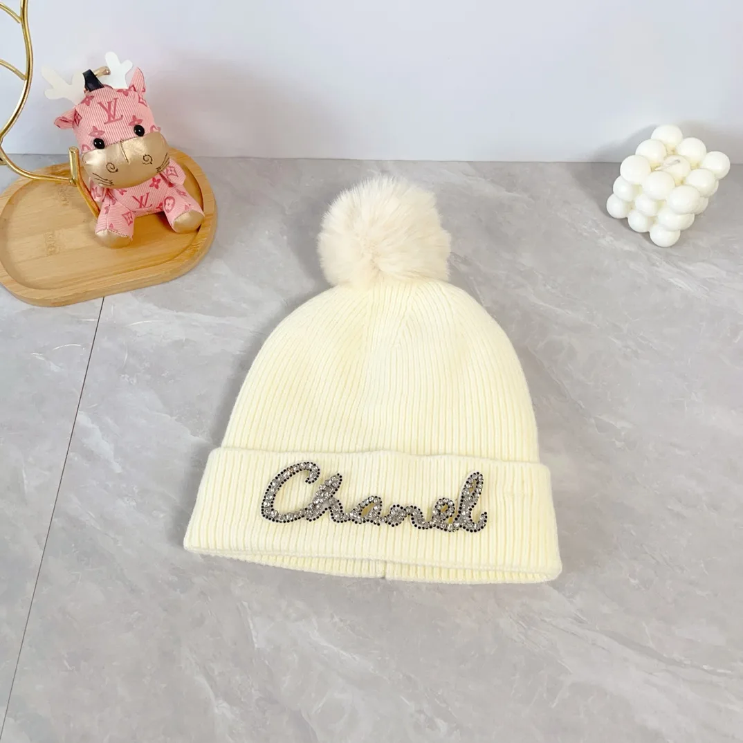 Chanel Wool Embroidered Pom hat and scarf knit set in Cream · view 6