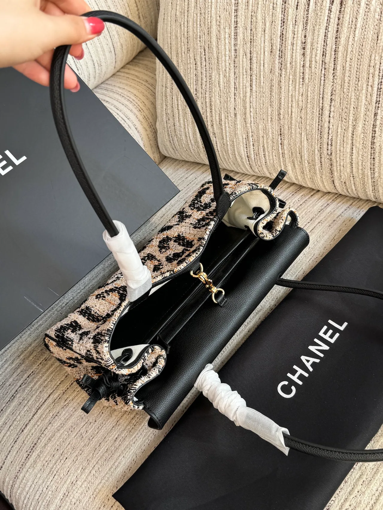 Chanel Baguette Leopard-Pattern Long-Handle Tote in Beige · view 3