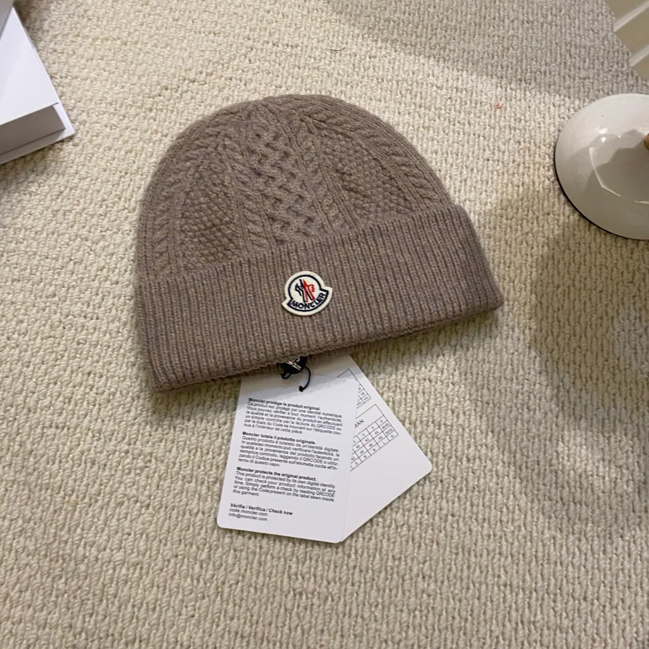 Moncler Ribbed beanie in Black & White & Grey & Burgundy & Brown · view 3