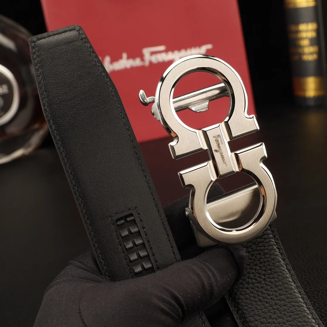 Ferragamo Smooth automatic Gancini belt in Black · view 6