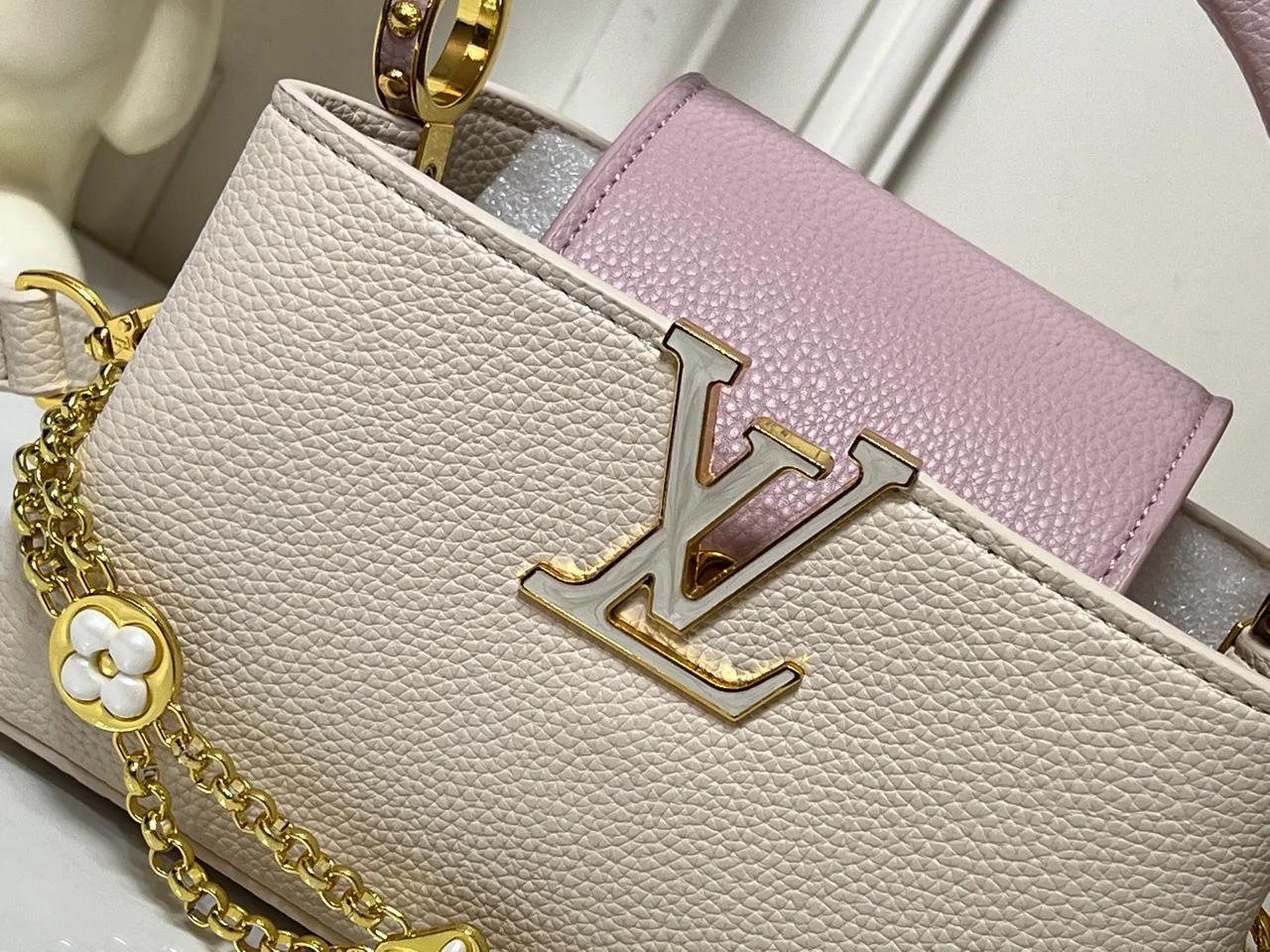 Louis Vuitton Cowhide Top-Handle Bag in White · view 5