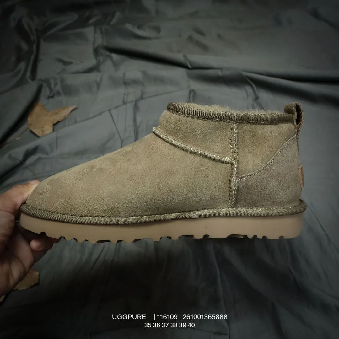 UGG Wool Suede-Look Ankle Boots in Green · view 2