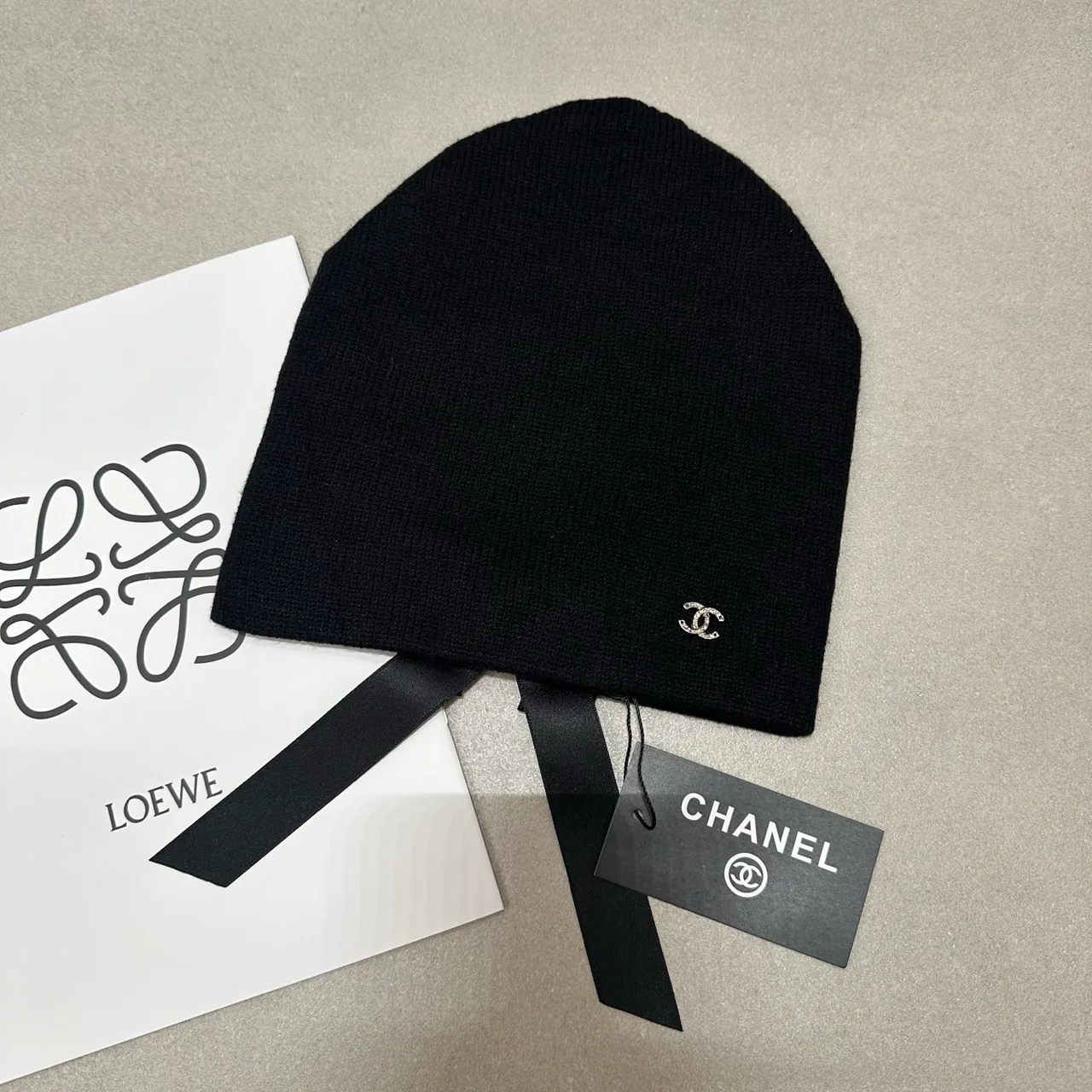 Chanel Wool Ribbed Beanie in Black · view 1
