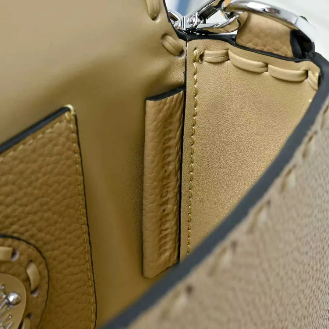 Fendi Baguette Smooth Shoulder Bag in Beige · view 8