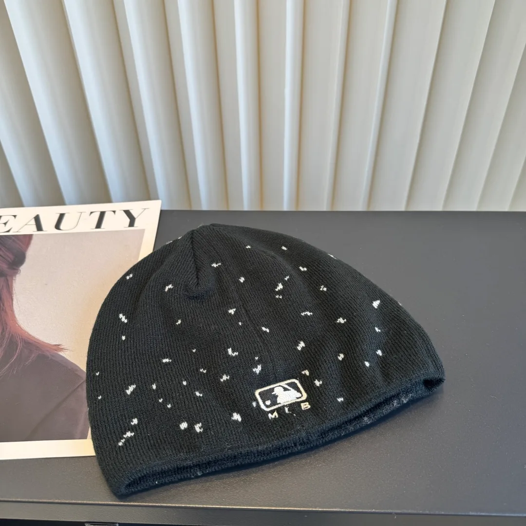 MLB NY Knit Beanie in Black · view 5