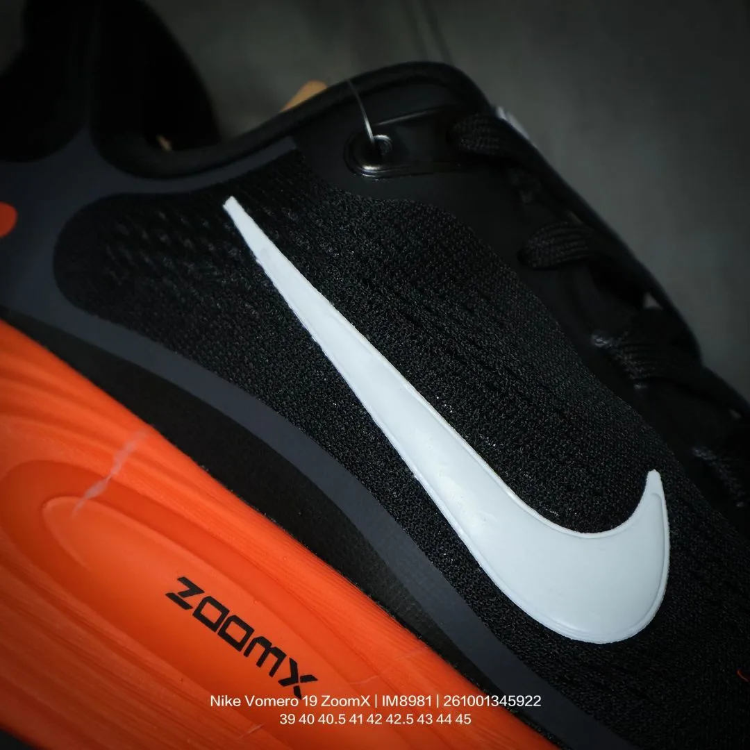 Nike Sneakers in Black · view 7