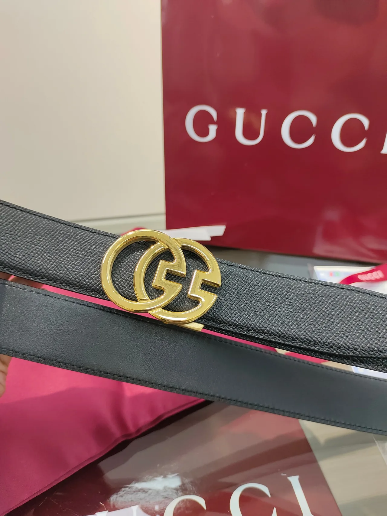 Gucci Calfskin Belt in Black · view 5