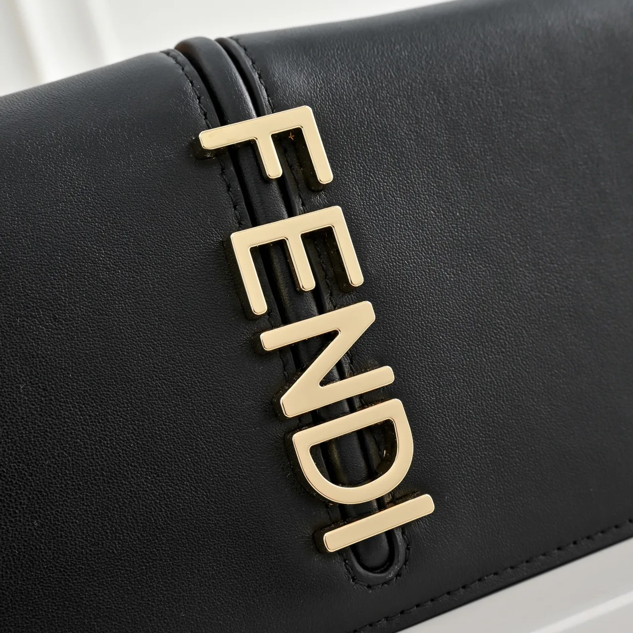 Fendi Clutch in Black · view 5