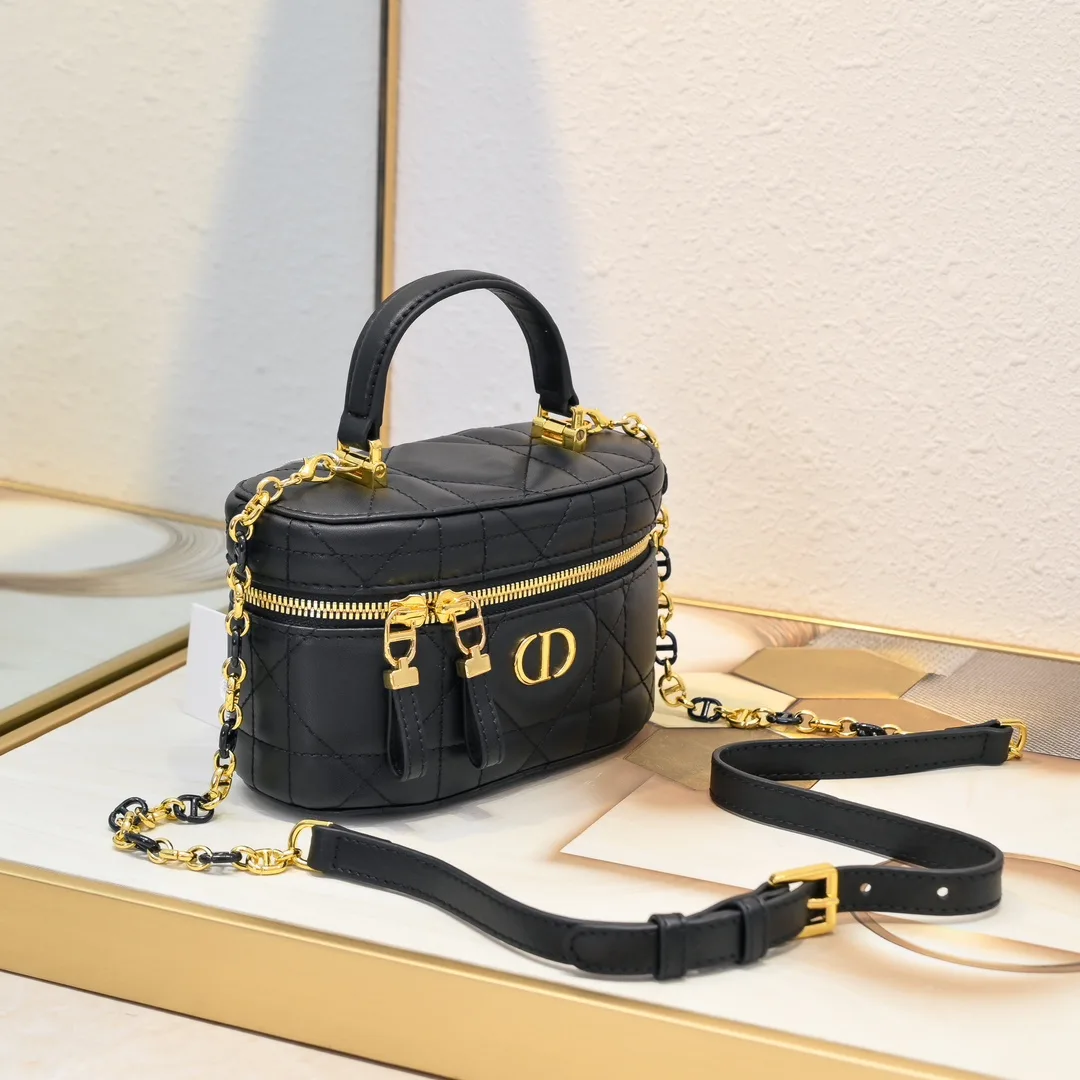 Dior Quilted Clutch in Black · view 2