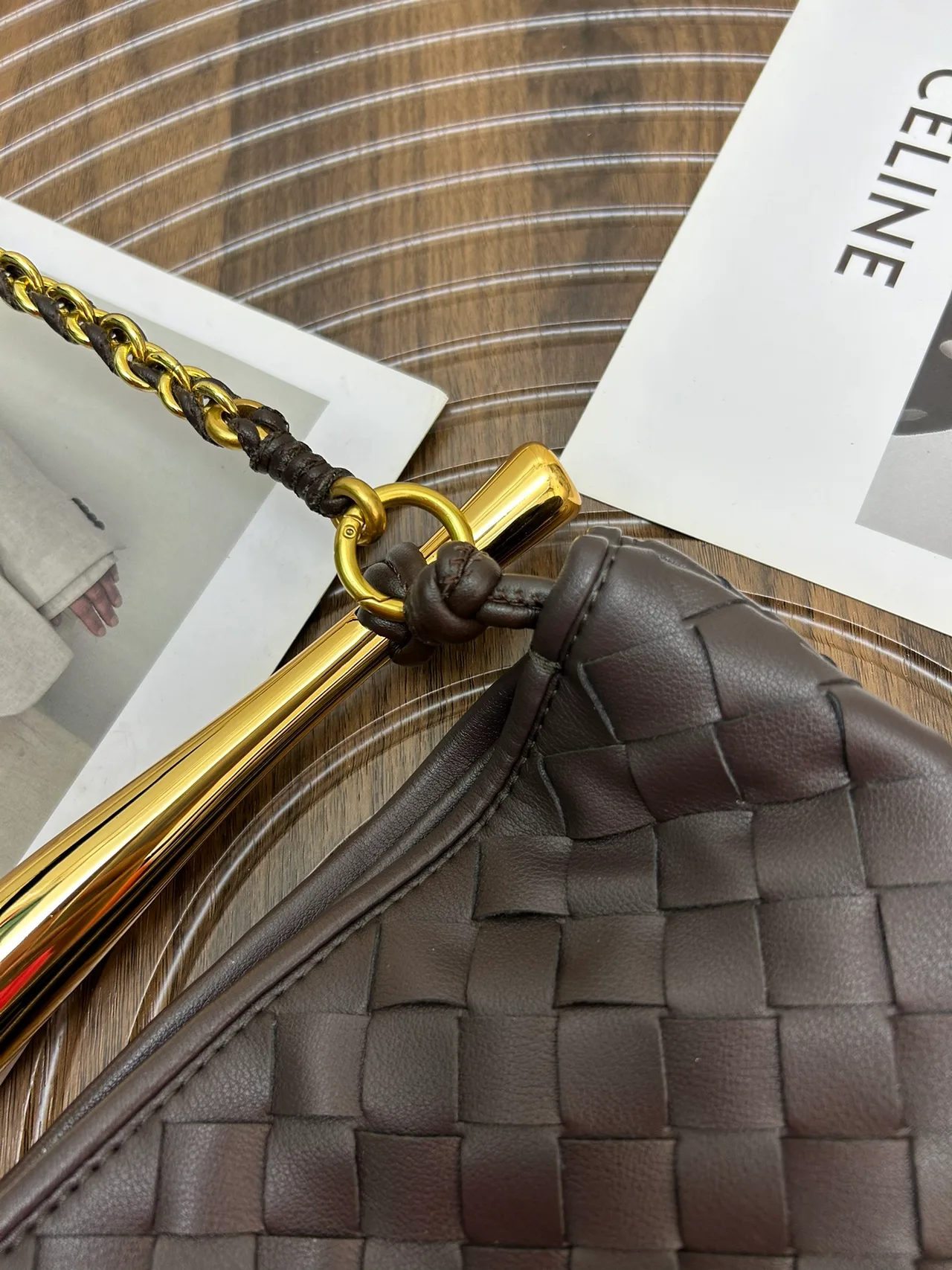 Bottega Veneta Leather Woven Sardine Shoulder Bag in Brown · view 5