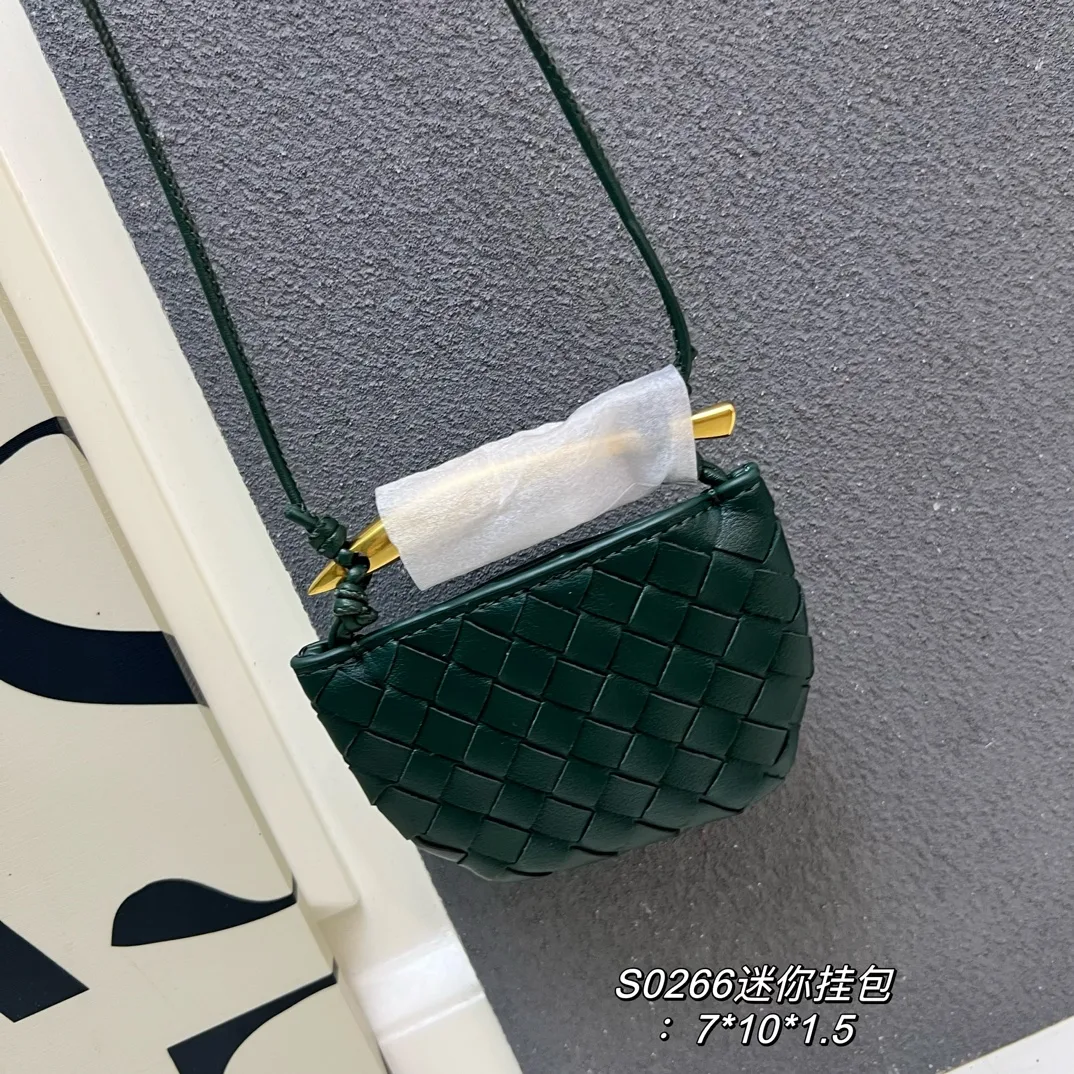 Bottega Veneta Woven Crescent Shoulder Bag in Green · view 1