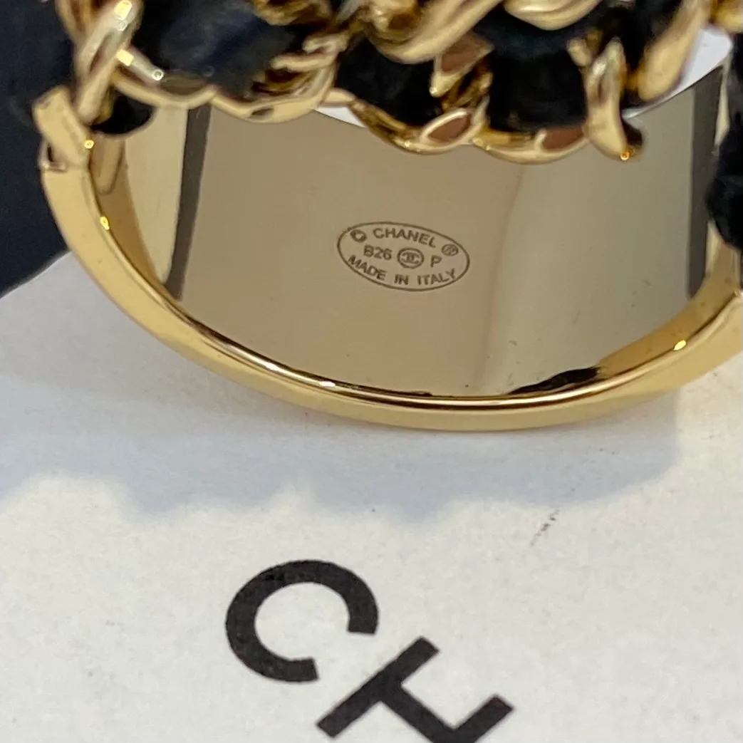 Chanel Sheepskin Woven Glossy Chain Ring in Gold · view 7
