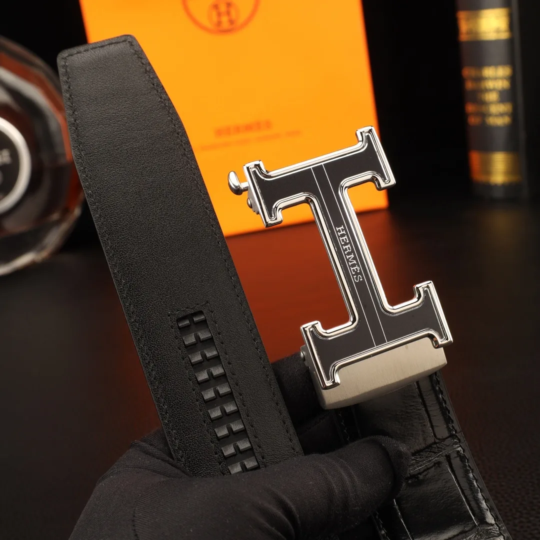 Hermes Automatic Belt in Black · view 6